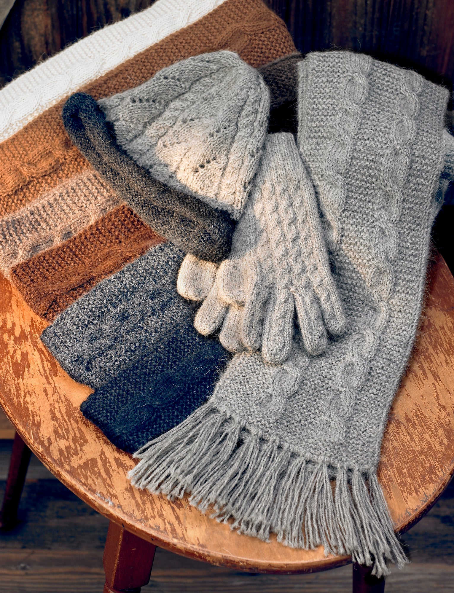 Trenza Cable Alpaca Handknit Gloves Trenza Cable Alpaca Handknit Gloves